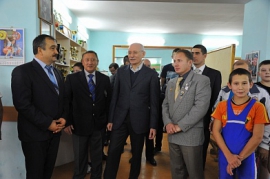 Президент Рустэм Хамитов посетил с рабочим визитом Альшеевский район